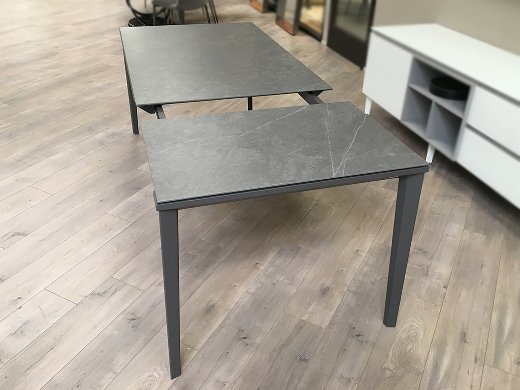 Τραπέζι Echo in ανοιγόμενο 140/180/220x90x75 πέτρα και βάση μεταλλική Casa Vogue - Image 6